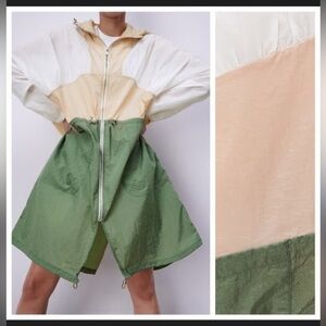 Zara Color Block Oversized Raincoat with Drawstring Hood Size S-M Pockets
